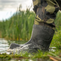 Avid Carp Distortion Camo Waders